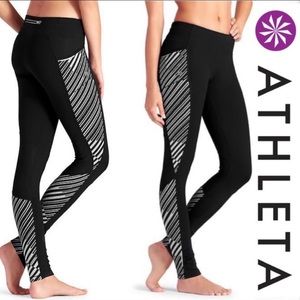 Black workout leggings